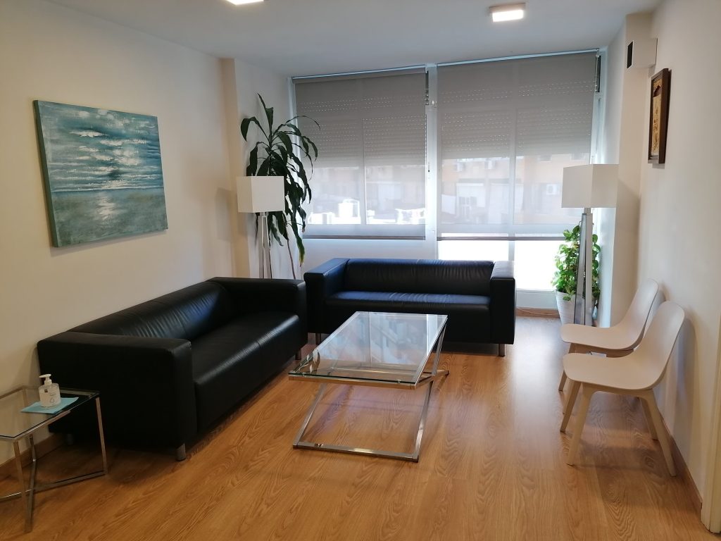 53664clinica-dental-calesera-sevilla-5-1024x768.jpg