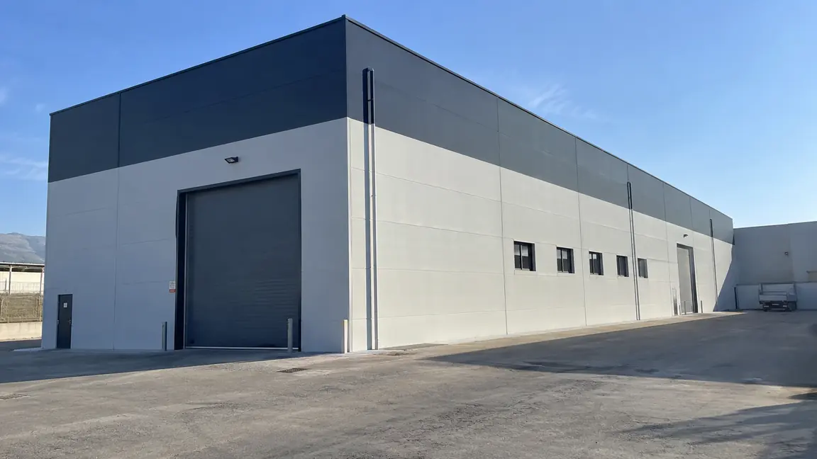 90221nave-exterior-02.webp